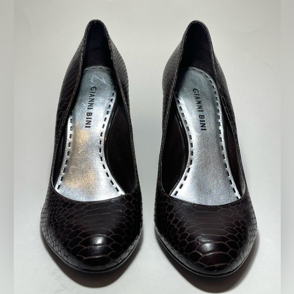 GIANNI BINI Women’s Size 7.5 Leather Snake Skin Closed Toe Heels - Picture 5 of 11